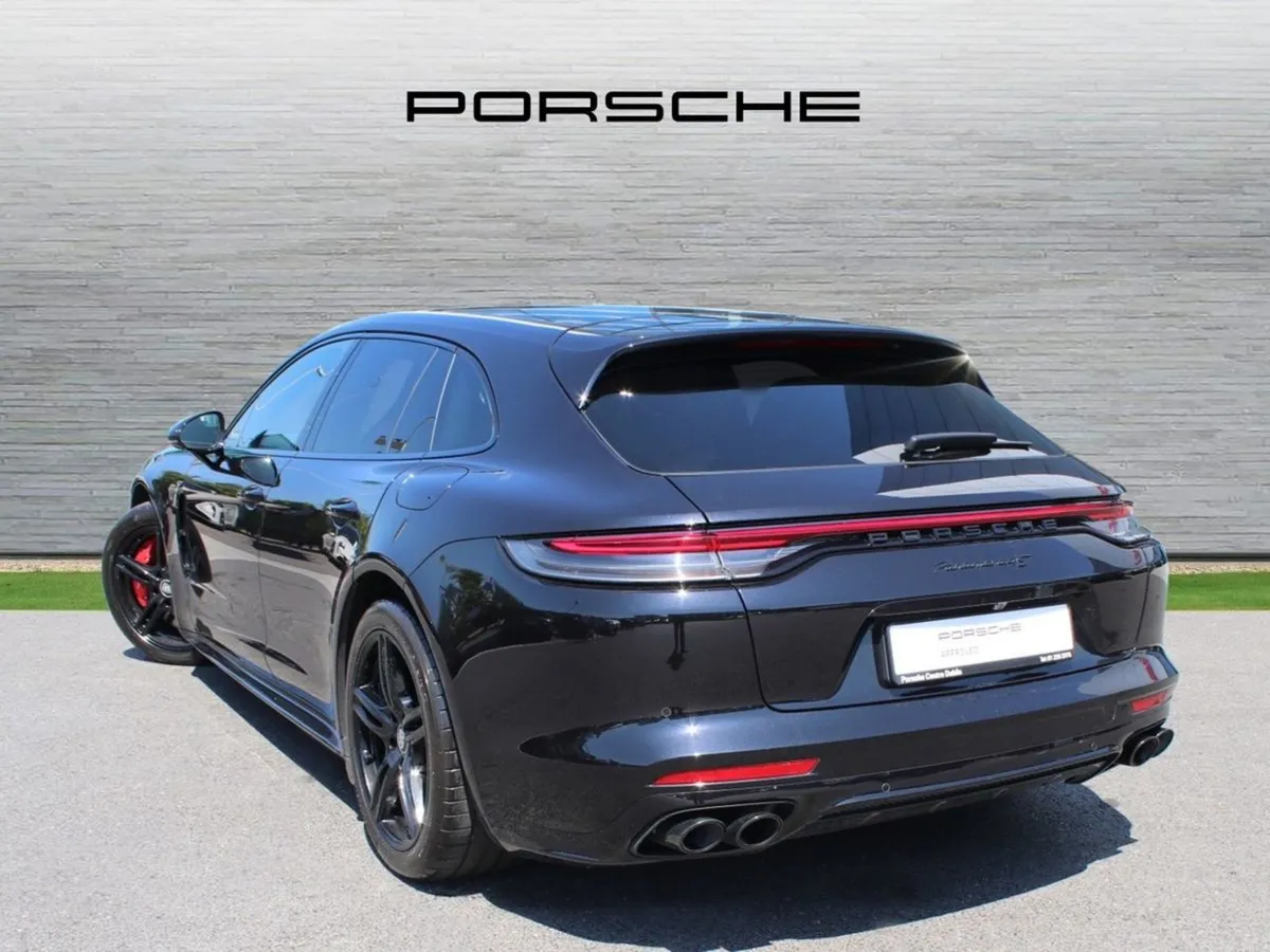 Porsche Panamera 4S E-hybrid Sport Turismo - Image 3