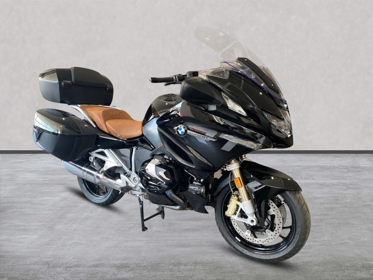 2023 BMW R1250RT LE - Loaded with Extras! - Image 3
