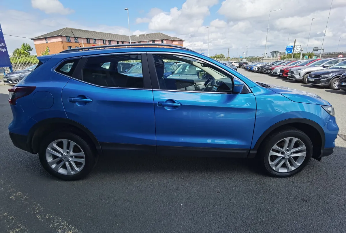 NISSAN QASHQAI 1.5 DCI VISIA - Image 4