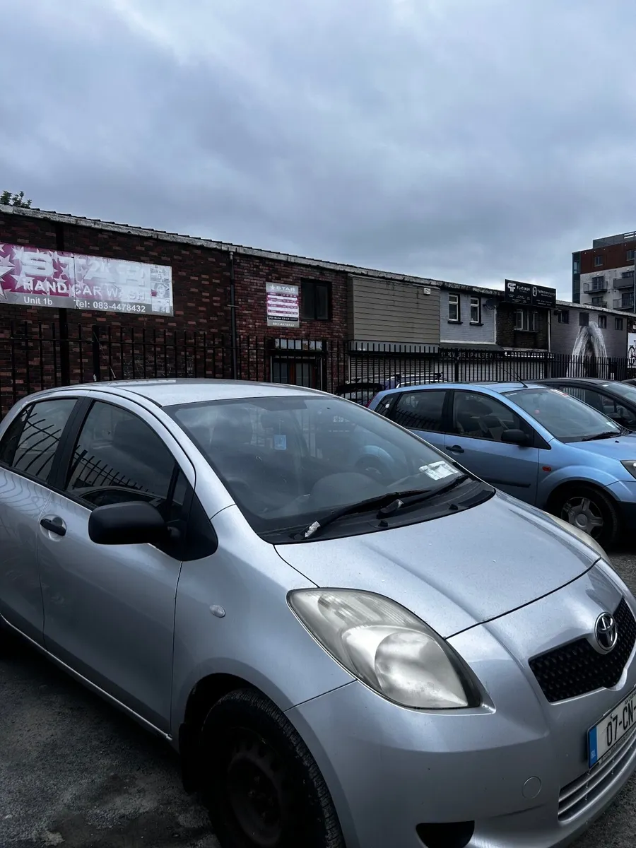 Toyota Yaris 2007 - Image 1