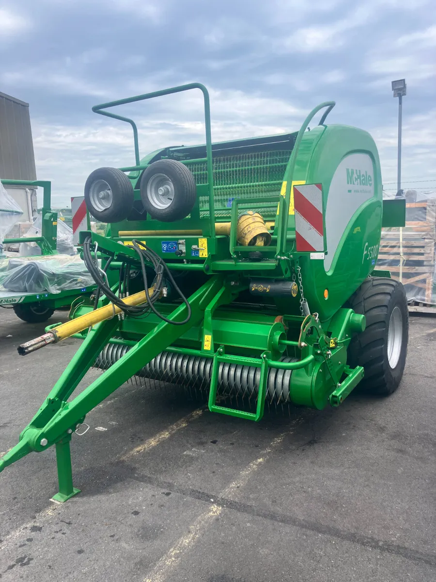 MCHALE F5500 BALER - Image 2