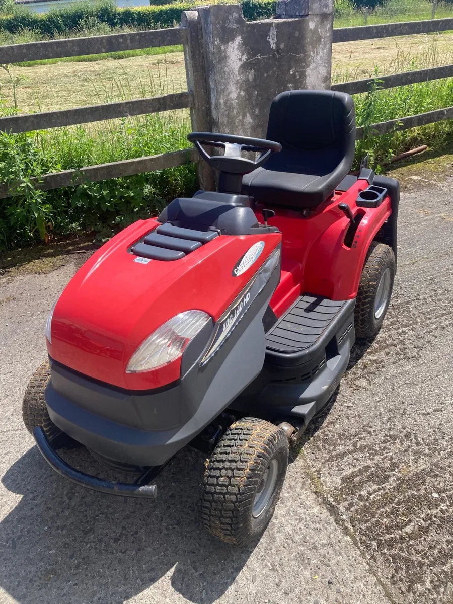 Ride on lawn mower - Image 4