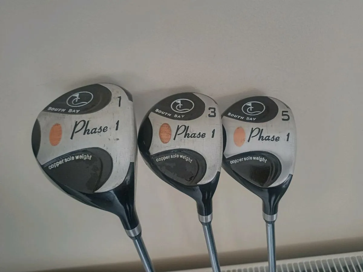 South bay golf clubs. Right handed clubs. - Image 1