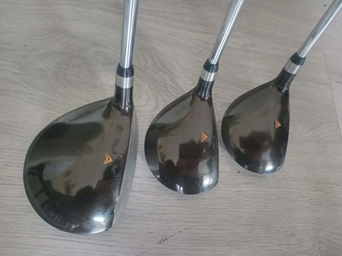 South bay golf clubs. Right handed clubs. - Image 3