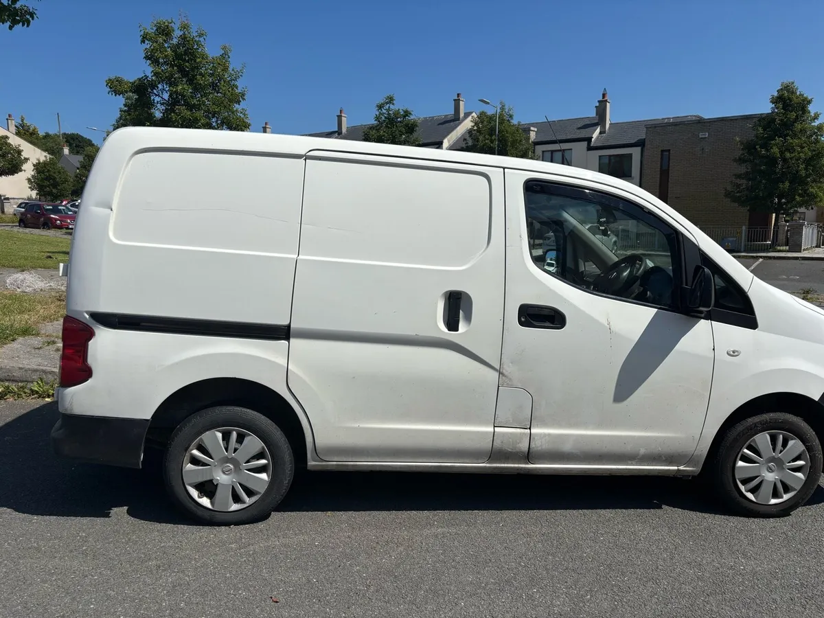 Van - Image 3
