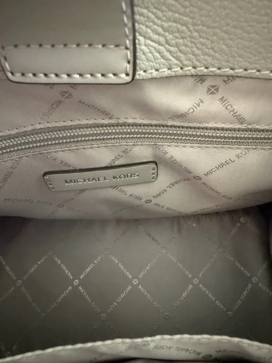 Michael Kors Handbag - Image 4