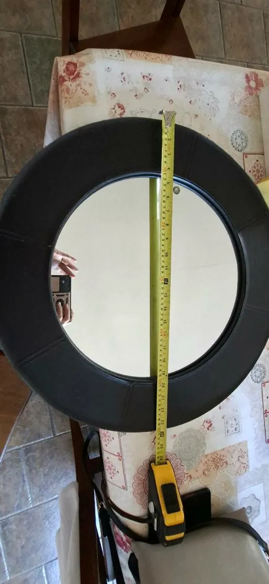 Beautiful leather bound mirror.excellent condition - Image 2