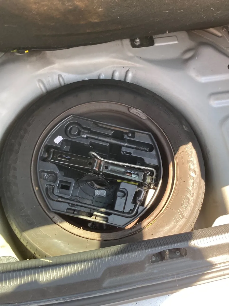 Peugeot 207 2009 - Image 2