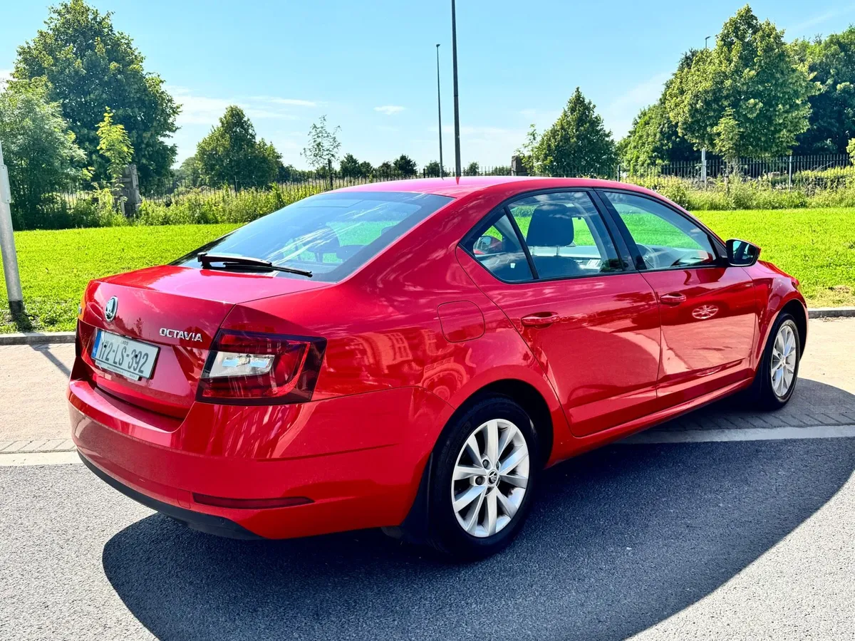 Skoda Octavia Ambition 1.6 TDI - Image 3