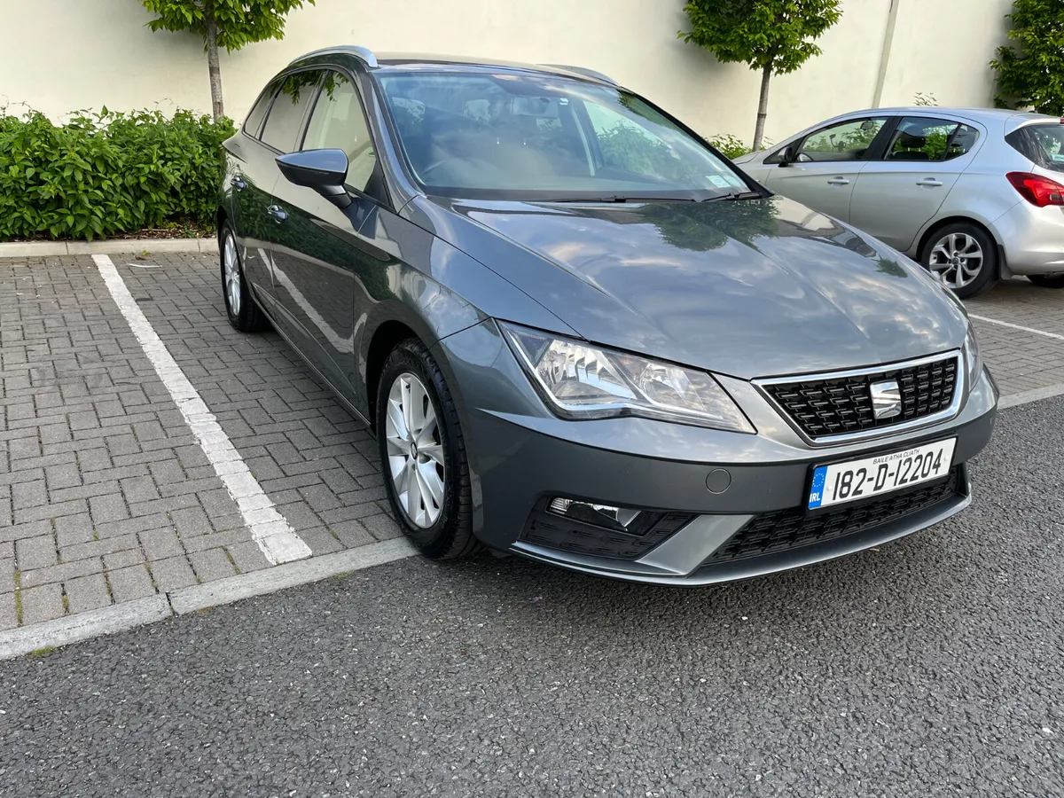 SEAT Leon 2018,1.6 DIESEL UNBELIEVABLE CLEAN - Image 1