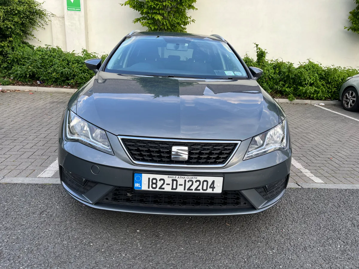 SEAT Leon 2018,1.6 DIESEL UNBELIEVABLE CLEAN - Image 3