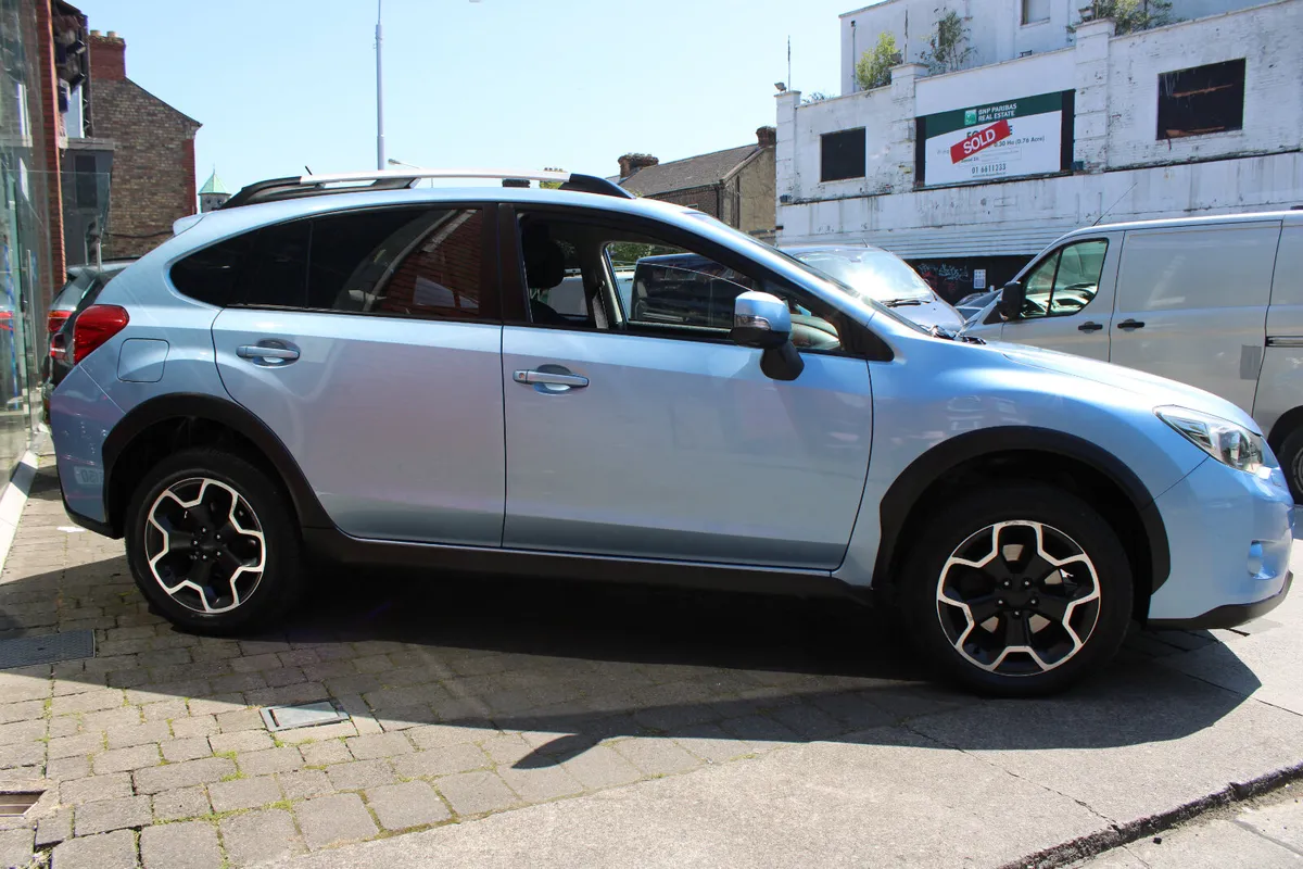 Subaru XV 2.0 TD S PREMIUM 4X4 2015 - Image 3