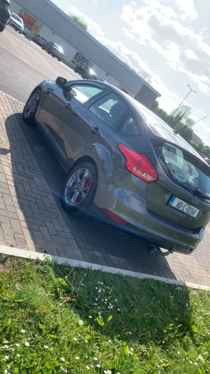 Ford Focus - Image 3