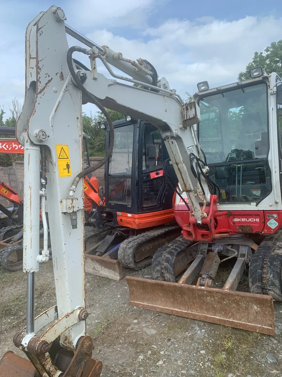 Takeuchi TB230 - Image 2