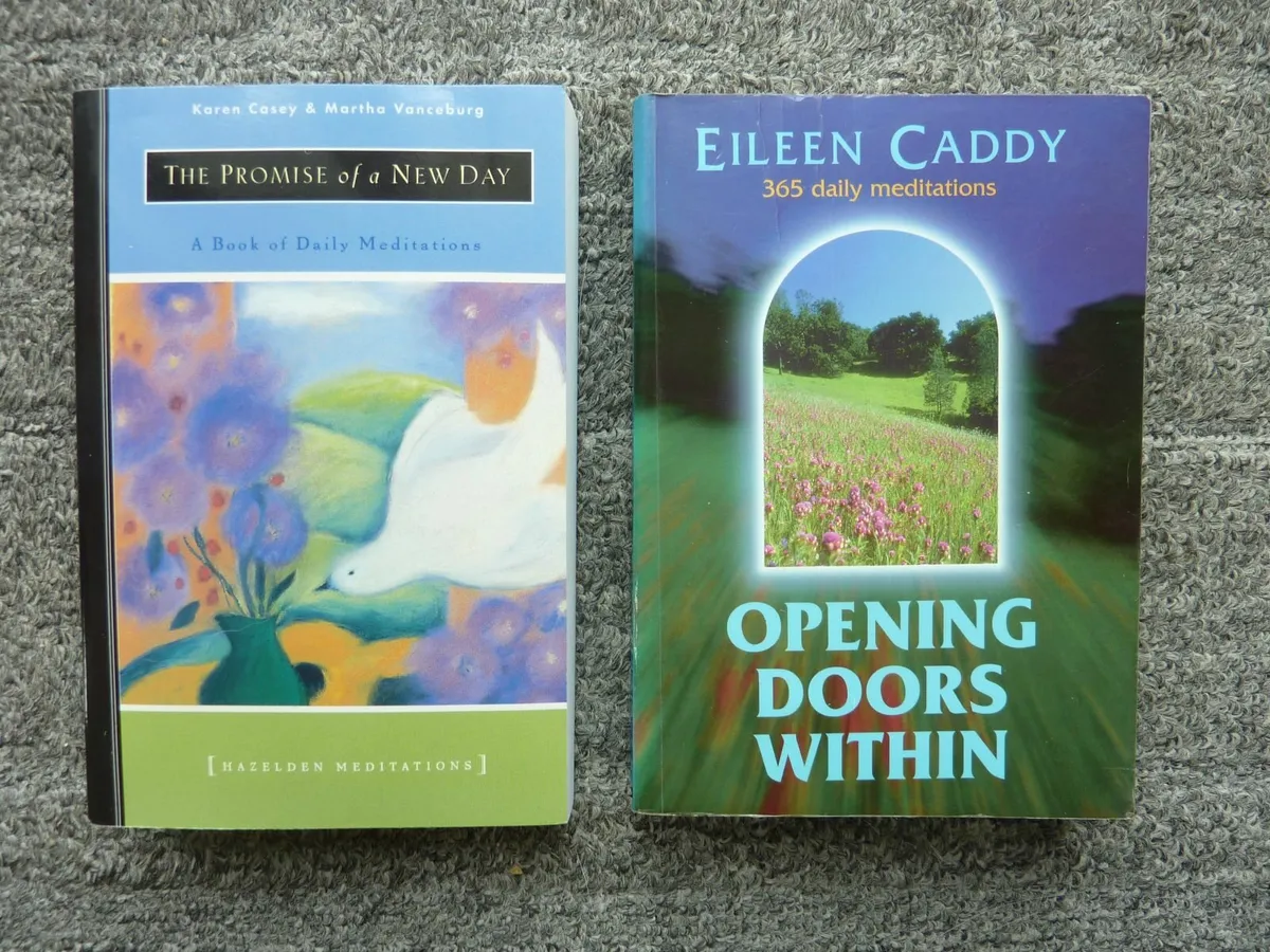 Help yourself and meditation books - Image 3