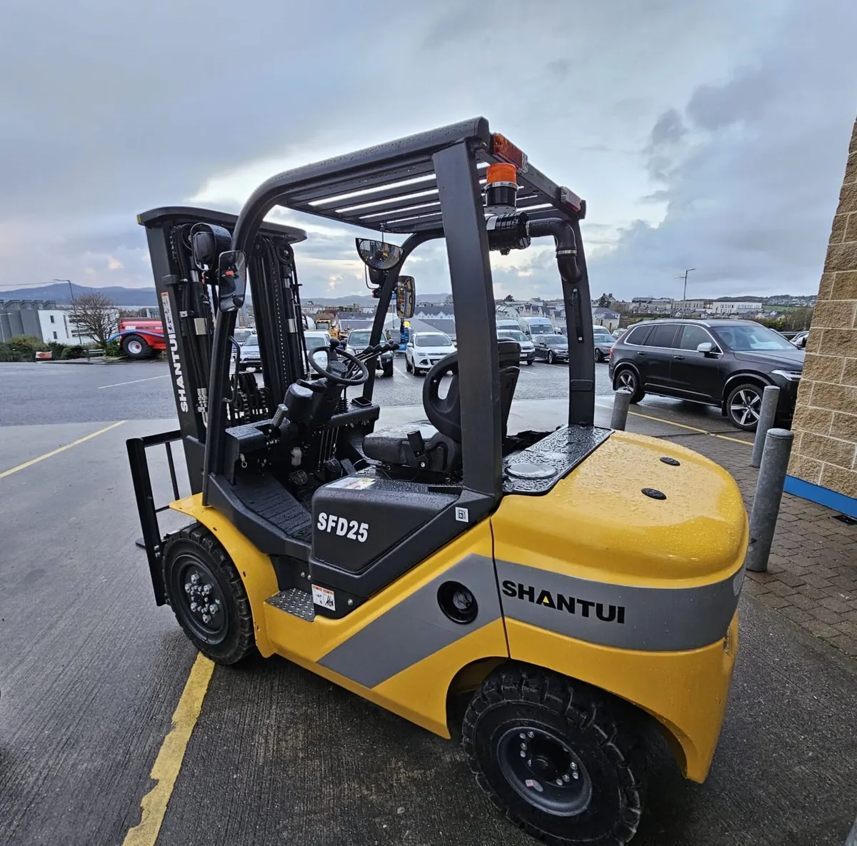 SHANTUI FORKLIFTS 2 TON UP TO 8 TON - Image 4