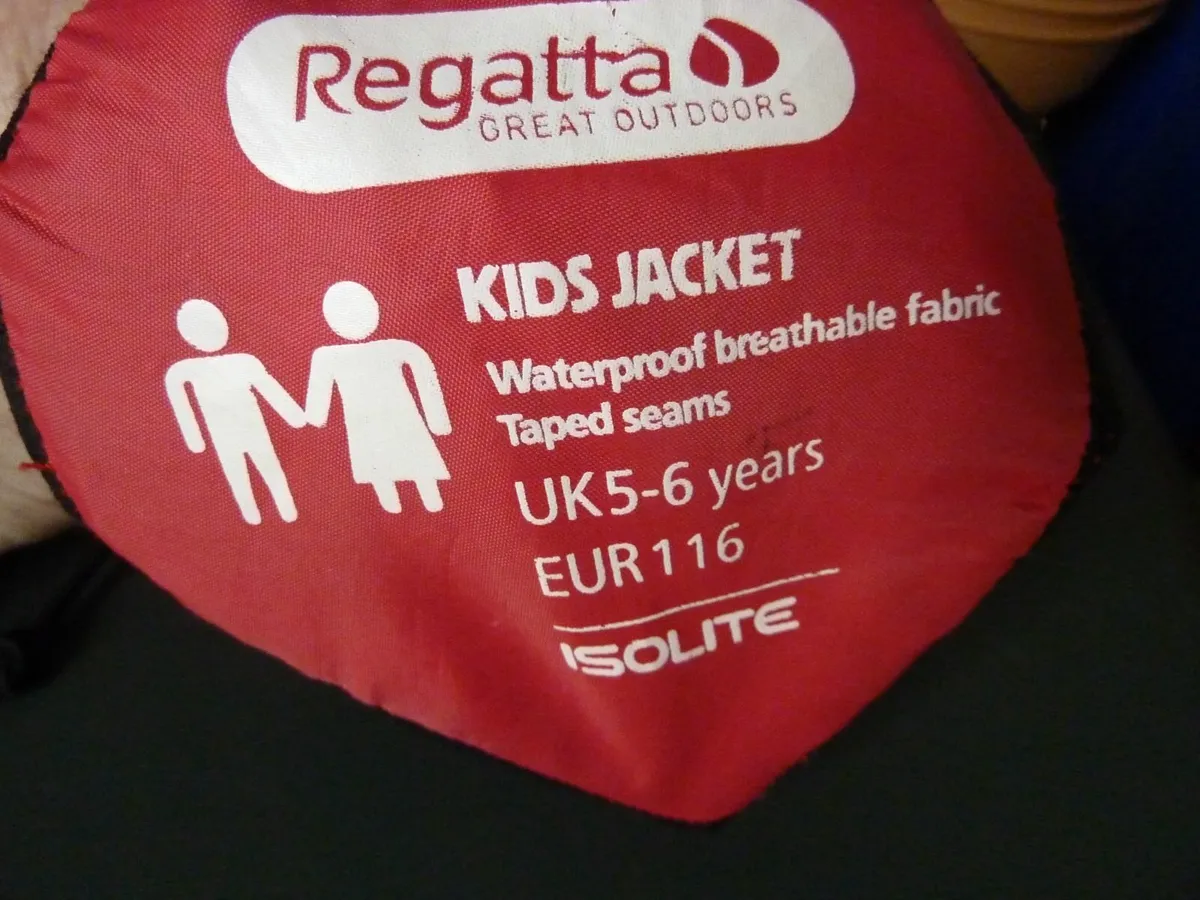 Kids rain jacket - Image 2