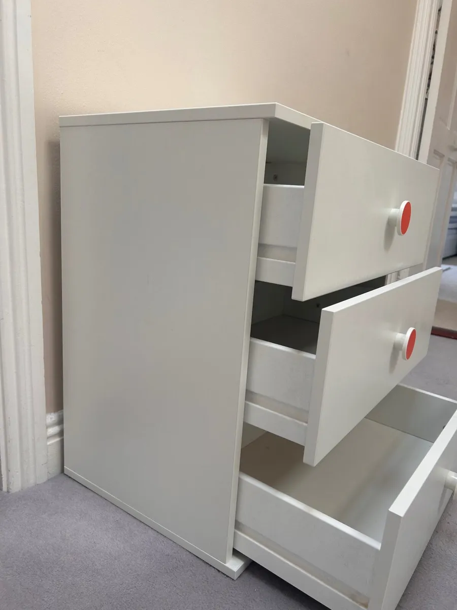 Kids bedroom furniture - Image 3