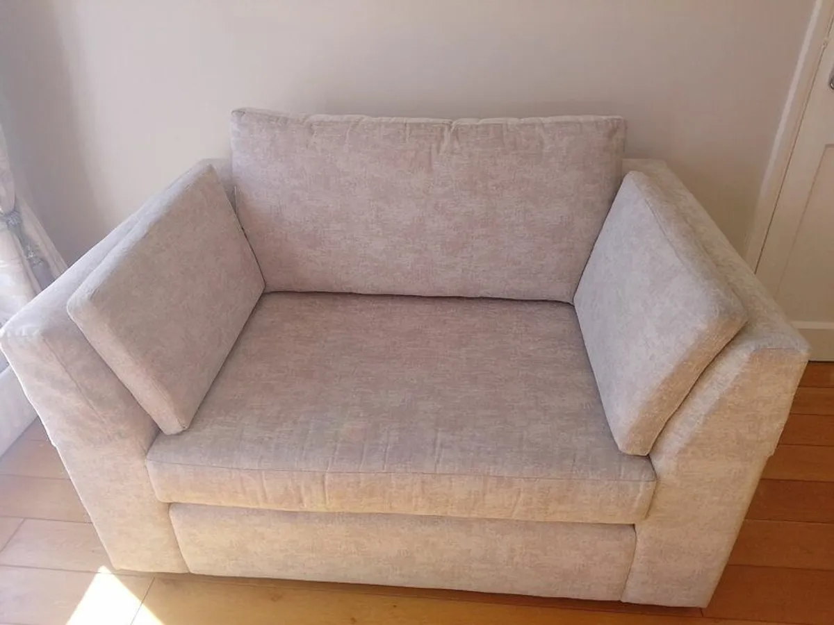 Sofa - Image 3