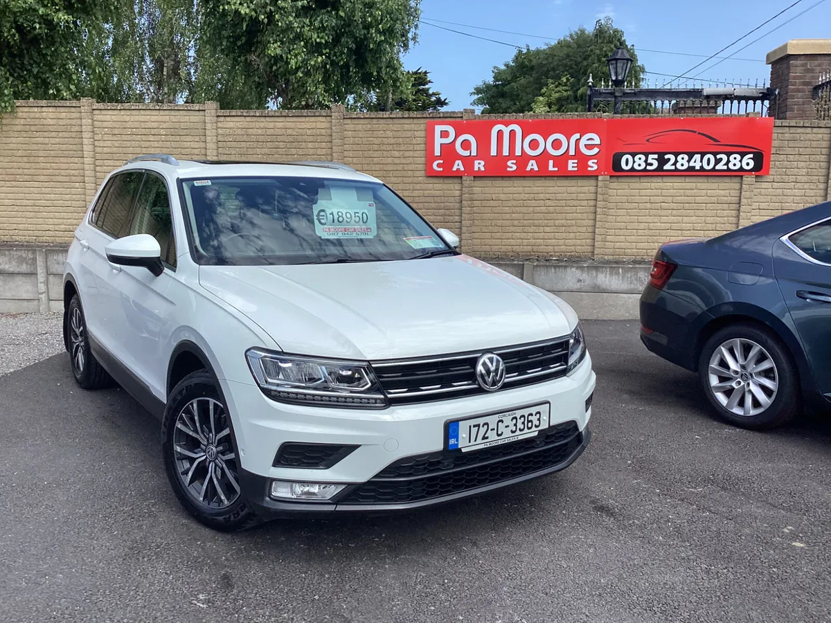 Volkswagen Tiguan ** SAT NAV * CAMERA - Image 1
