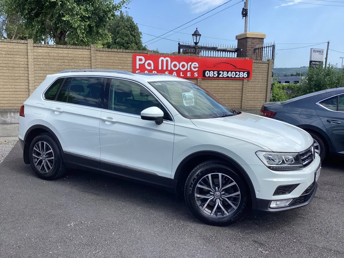 Volkswagen Tiguan ** SAT NAV * CAMERA - Image 3