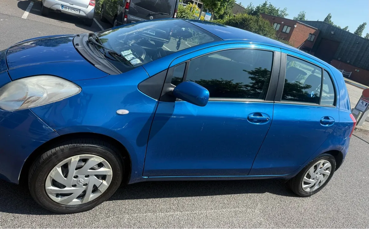 Toyota Yaris 1.0 - Image 3