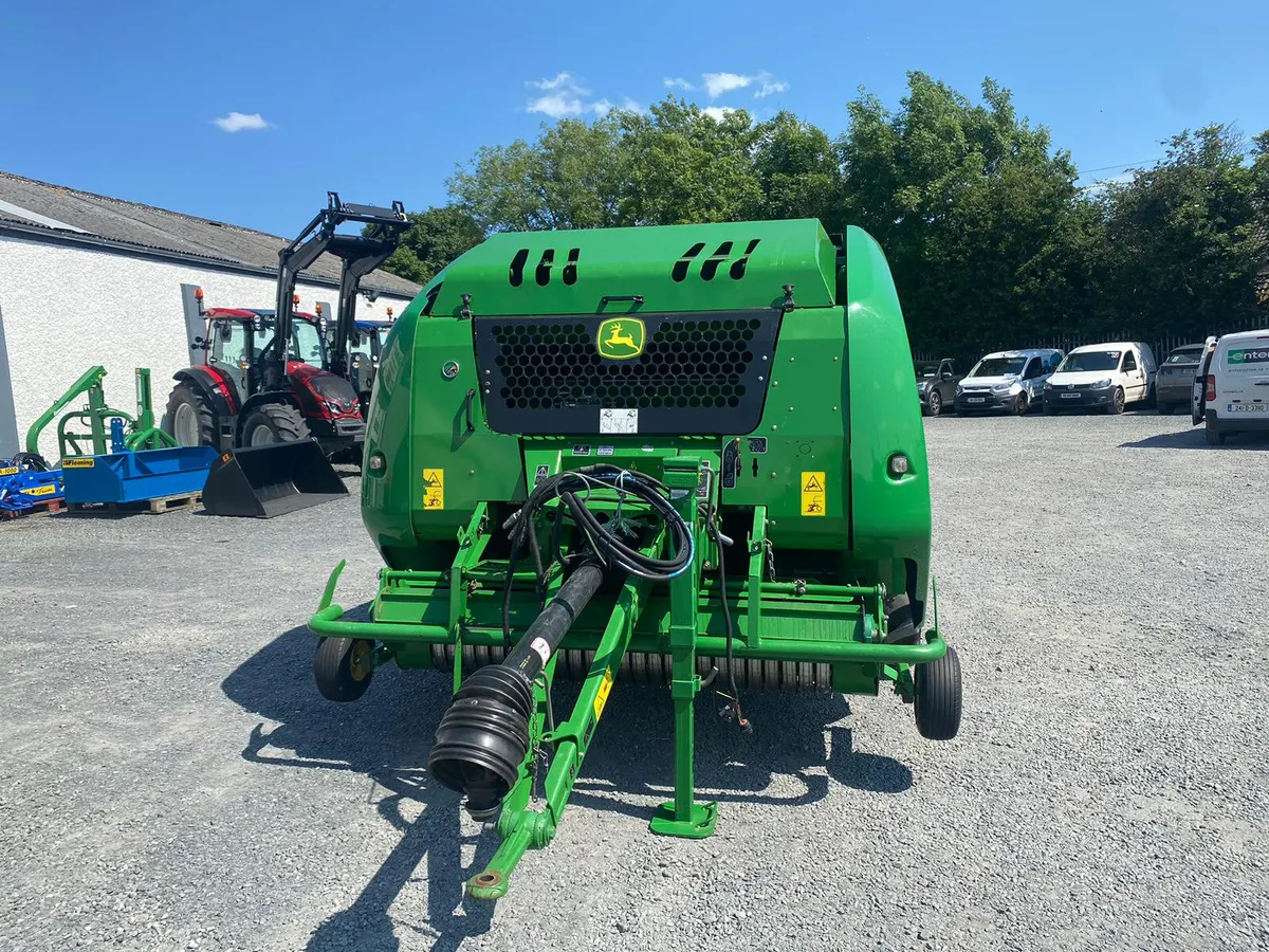 John Deere F440R Chopper Baler - In From Work - Image 2