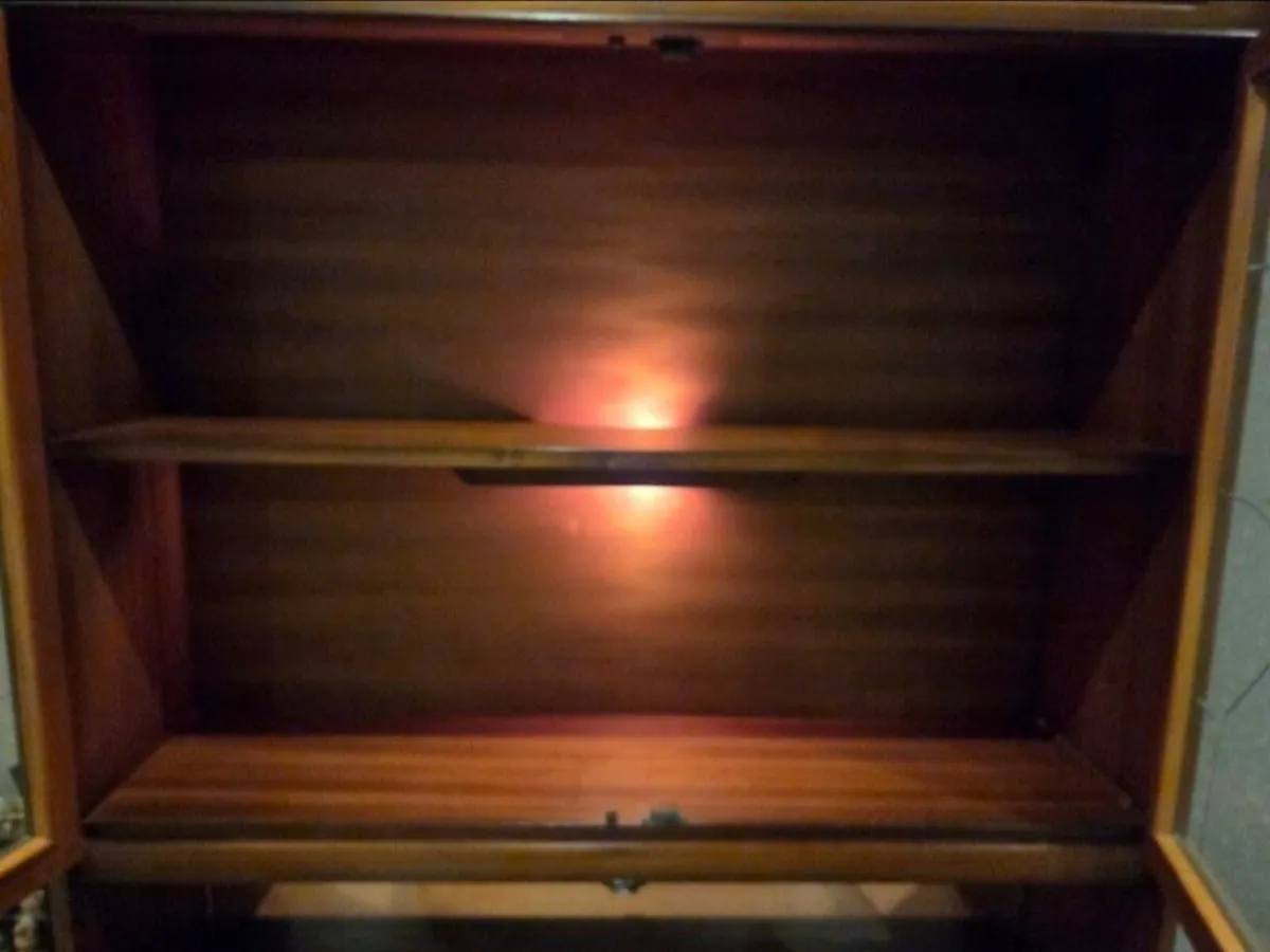 Dresser / Sideboard - Image 3