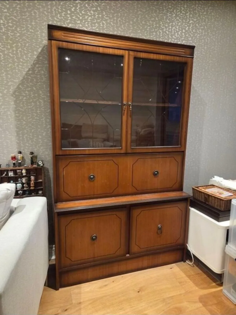 Dresser / Sideboard - Image 1