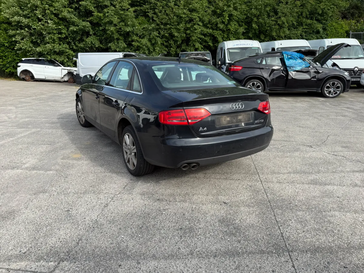 2010 Audi A4 2.0 TDI SE - Image 4