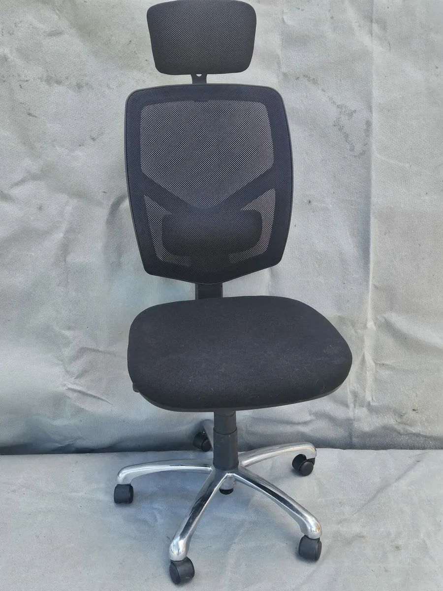 Computer chairs