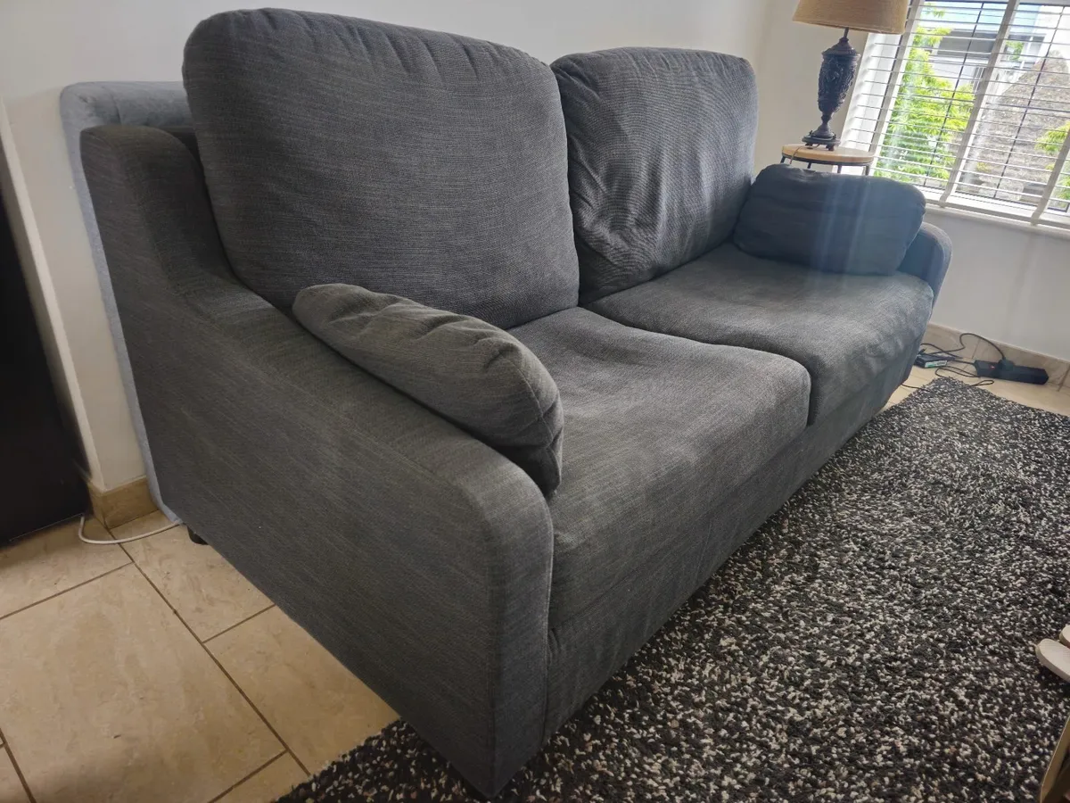 Couch - Image 4