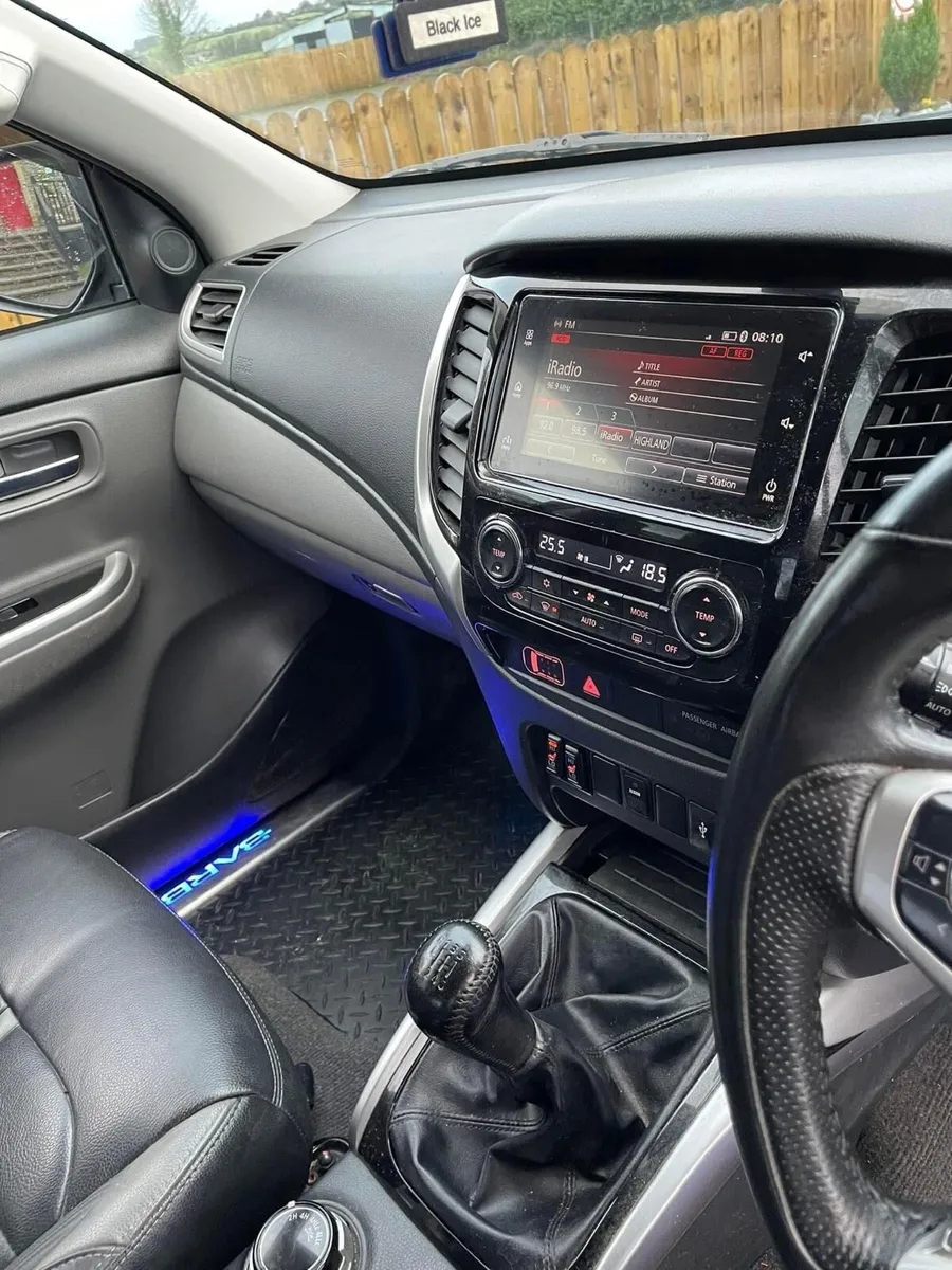 Mitsubishi L200 Barbarian - Image 4
