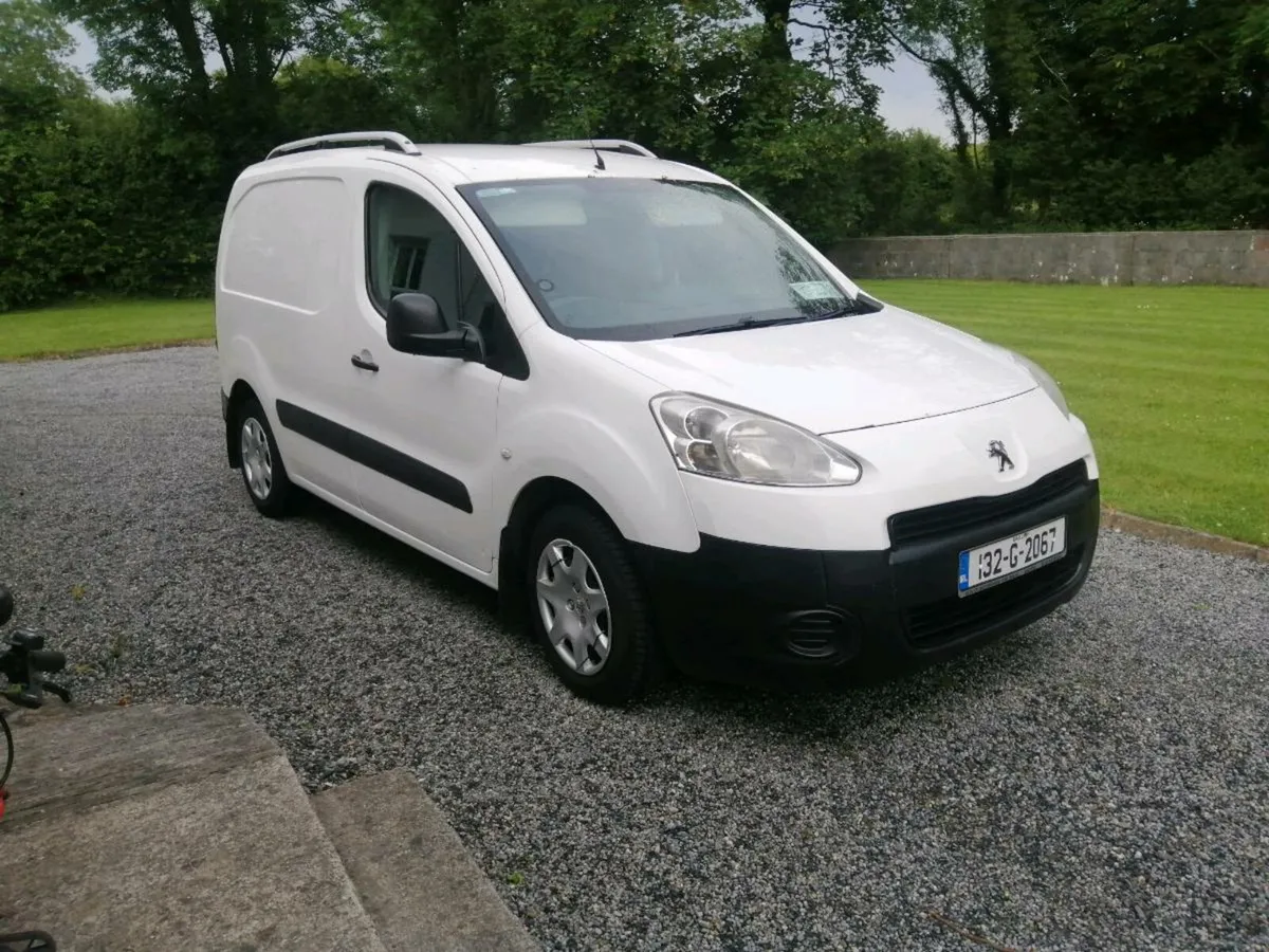 Peugeot Partner 3 Seats - Image 1