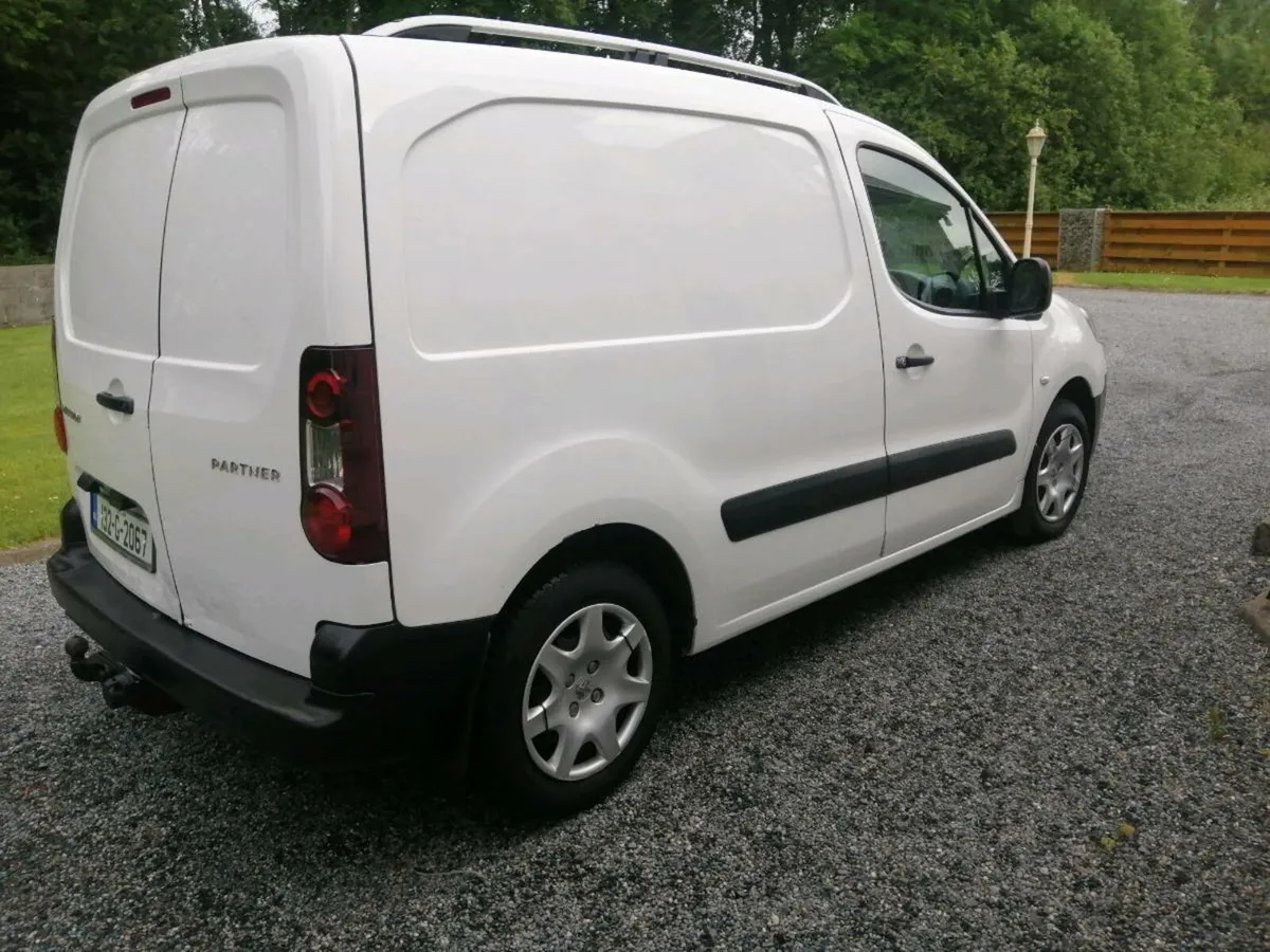 Peugeot Partner 3 Seats - Image 3
