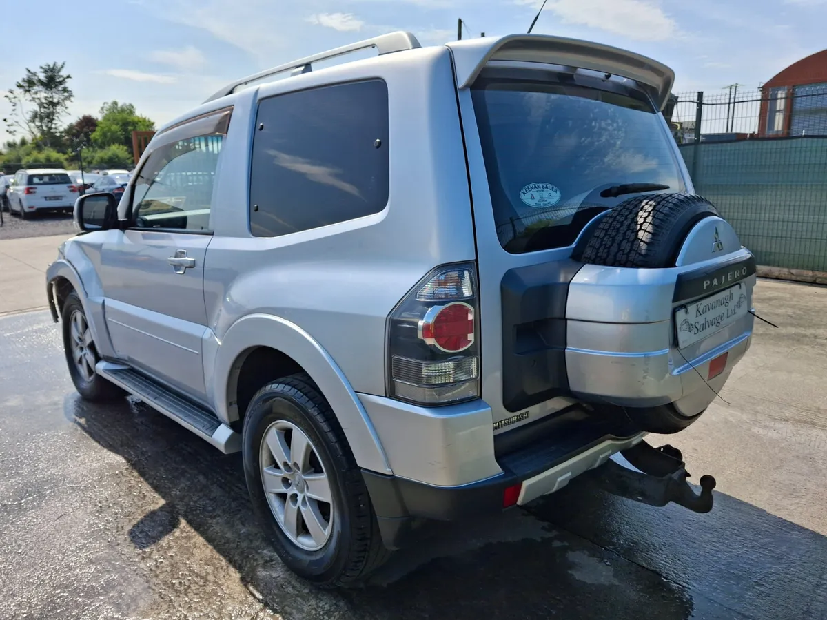 2008 Mitsubish Pajero  Swb  3.2.Clean - Image 4