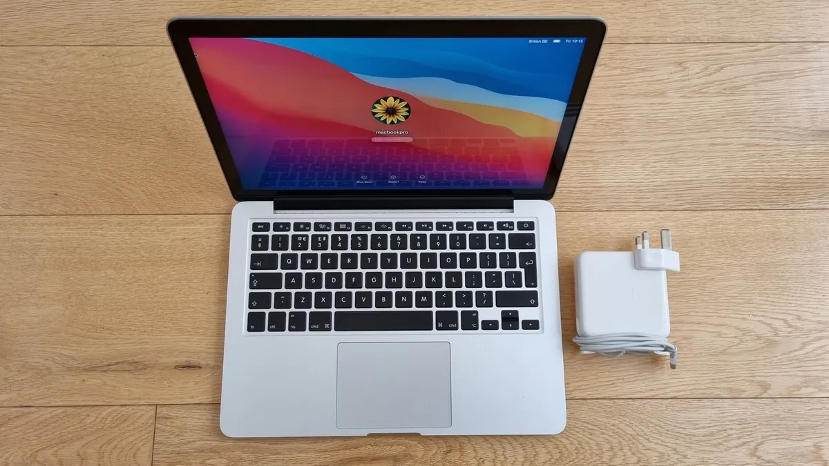 MacBook Pro 13” 8GB RAM Retina - Image 1