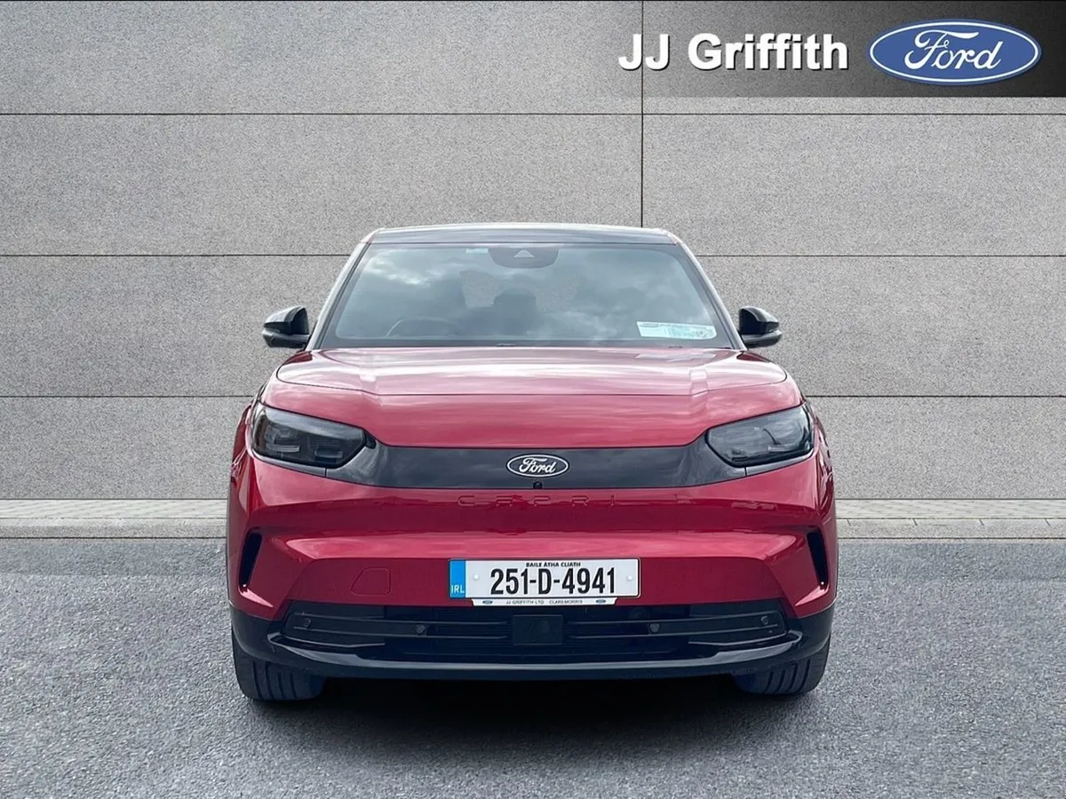 Ford Capri Premium 77kwh Extended Range - Image 4