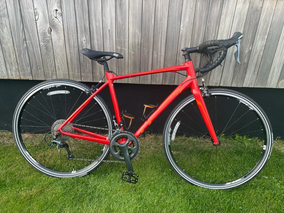 Ladies bicycle - Image 2