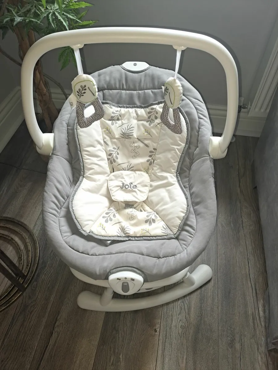 Joie sansa 2 in 1 baby swing and rocker - Image 1