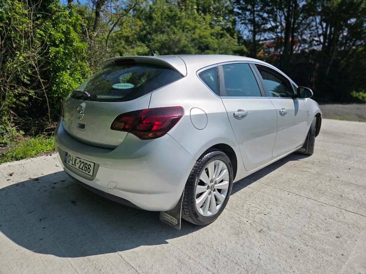2012 Opel Astra - Image 3