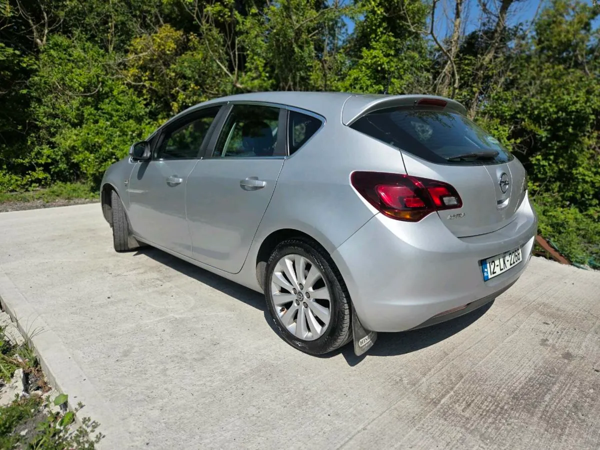 2012 Opel Astra - Image 4