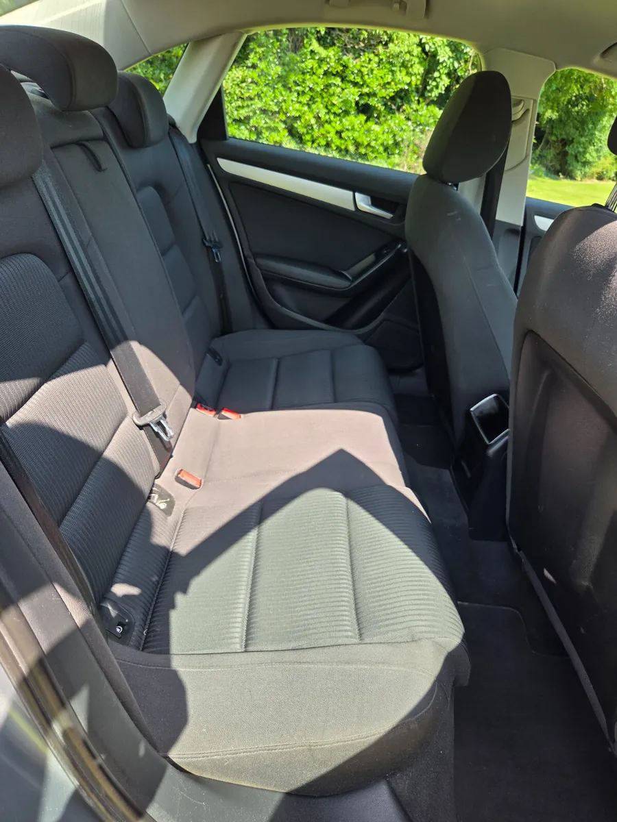 Audi A4 2011 - Image 3