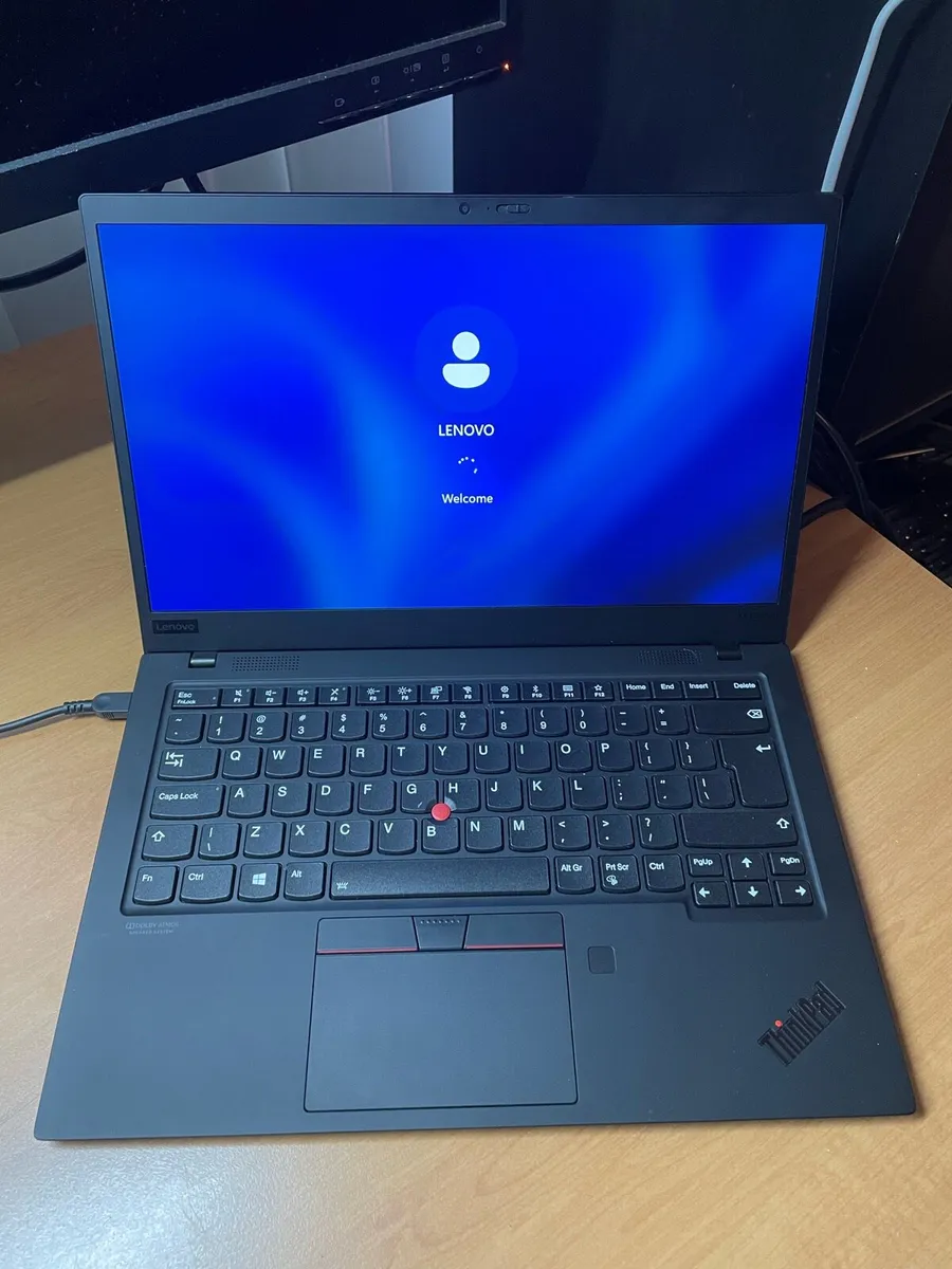 Lenovo X1 Carbon i7 16-512 win 11 pro - Image 1