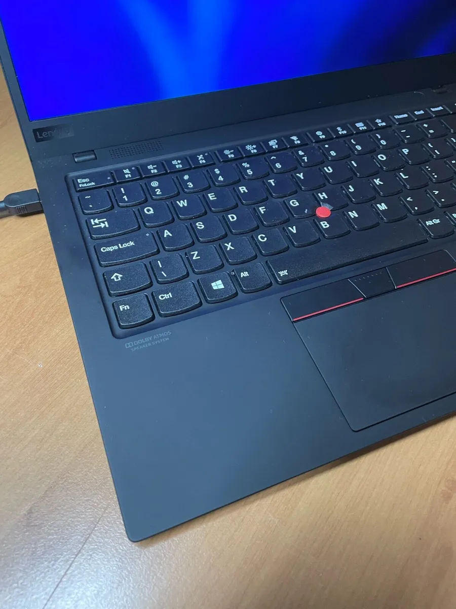 Lenovo X1 Carbon i7 16-512 win 11 pro - Image 3