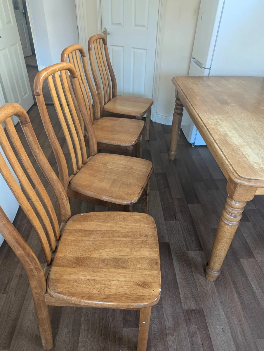 FREE kitchen table & 4 chairs - Image 1