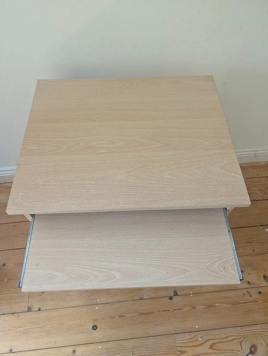 Desk - Image 2
