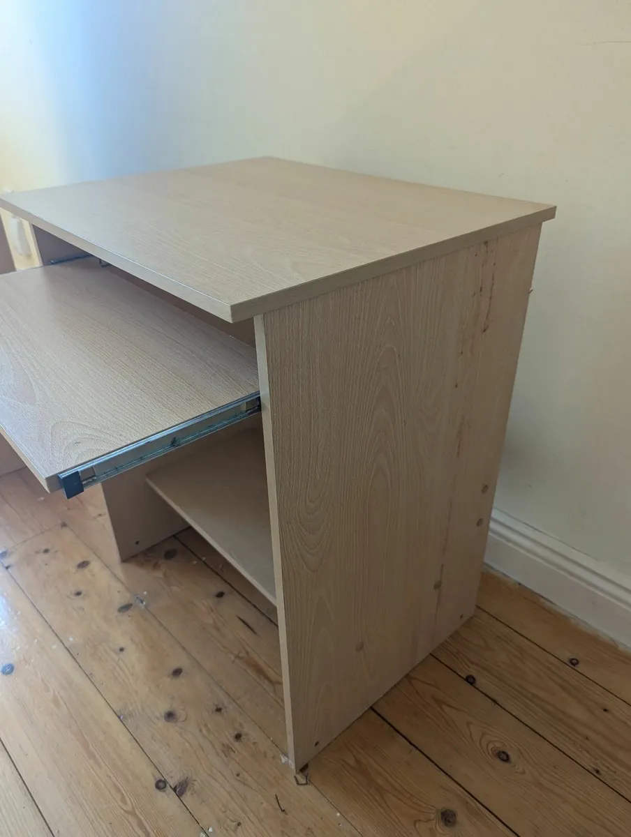 Desk - Image 3