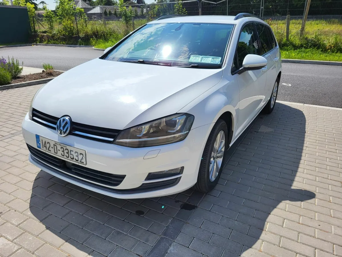 Volkswagen Golf 2014 - Estate Automatic - Image 1