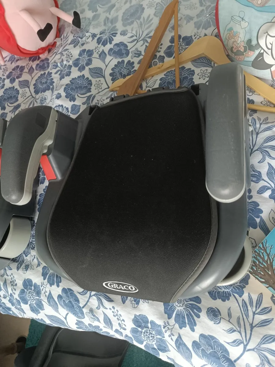 Baby car seat buggy travel cot  etc - Image 2
